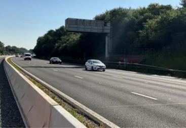 M42 Concrete Road Barrier