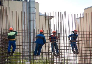Men working at height
