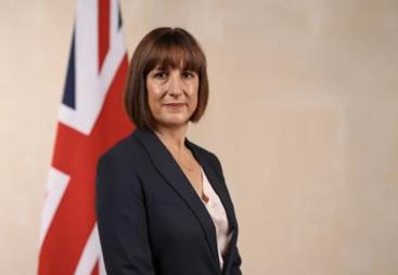 Chancellor Rachel Reeves in front of the Union Jack.