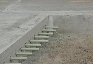 Dowels in concrete paving