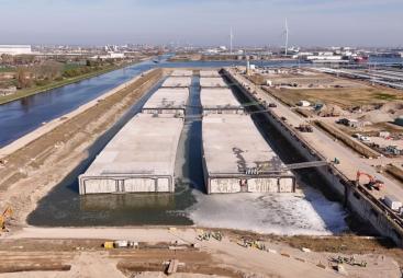 In Zeebrugge, Belgium, the eight tunnel elements of the Scheldt Tunnel 