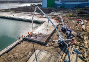 Over 6,000m³ of reinforced concrete was placed to upgrade the Ash Barge Dock at Northumberland Energy Park, enabling heavy-load operations for offshore energy logistics.