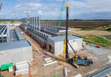 An aerial view of a Junttan PMx2e battery-electric rig driving RBL’s very low-carbon precast piles at Statera Energy’s Thurrock Flexible Generation site.