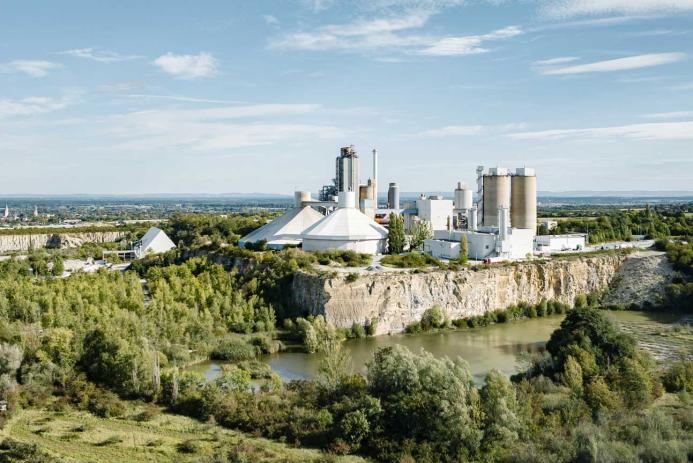 Heidelberg Materials’ cement plant in Geseke, Germany (copyright: Steffen Höft for Heidelberg Materials)