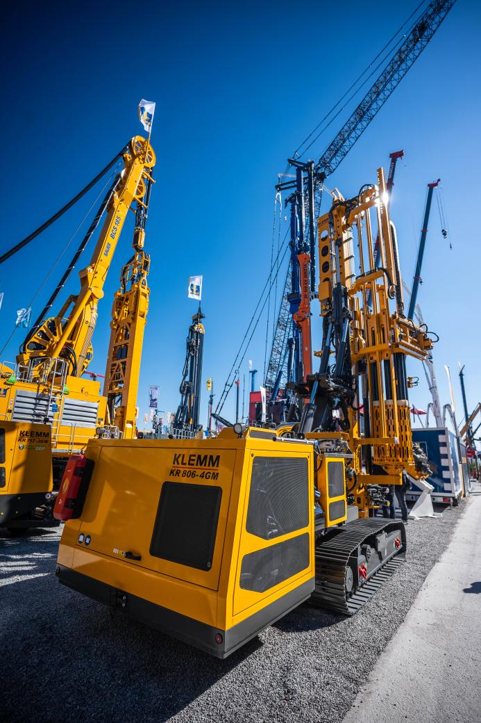 KLEMM’s updated KR 806-4E rig 