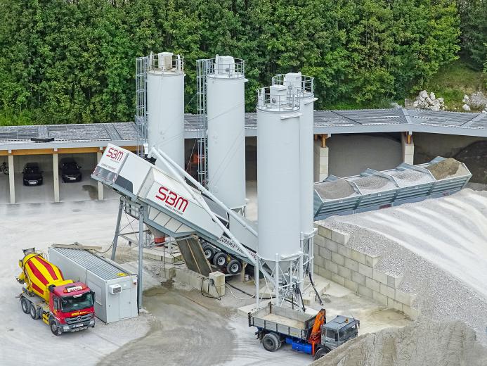SBM's EUROMIX 1600 NOVA, its most compact mobile concrete mixing plant to date.