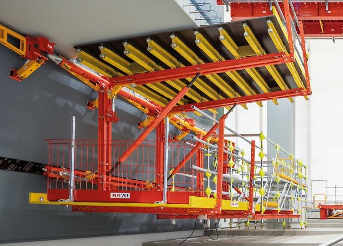 Peri's VTC Cantilever Track running underneath a bridge, making the use of formwork carriage supports superfluous.