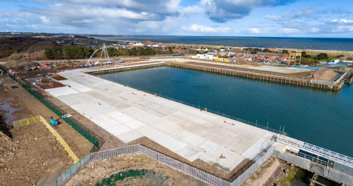 A total of 3,000m³ of concrete was poured to form the slab, providing a safe working load of 5,300kN.