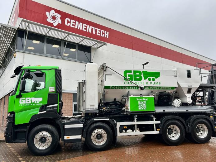 GB Concrete takes delivery of its first new Cemen Tech C60 mixer, supplied and supported by Volumech.