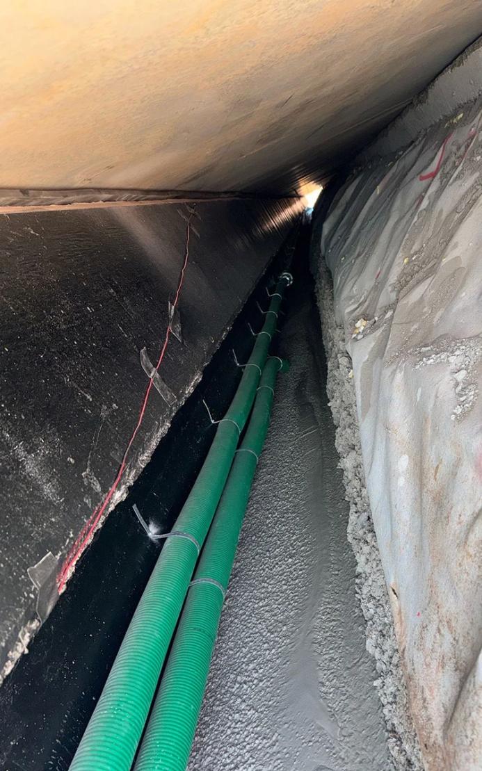 Self-compacting concrete being placed and monitored within the enclosed voids of the HS2 A46 bypass bridge structure, supported by Vemaventuri’s real-time sensor technology. (Image courtesy Vemaventuri)
