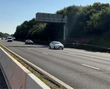 M42 Concrete Road Barrier