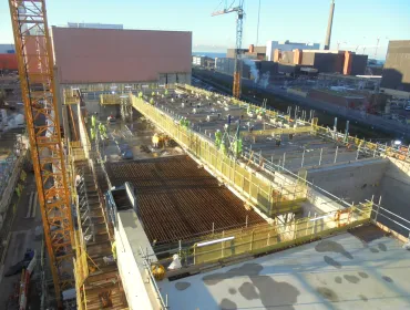 ABM Precast supplied bespoke precast beams for the multi-bay roof structure of Sellafield’s new SIXEP Continuity Plant.