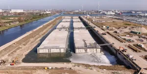 In Zeebrugge, Belgium, the eight tunnel elements of the Scheldt Tunnel 