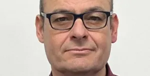 Ian Evans, principal engineer at the Concrete Society, is the first concrete technologist to be awarded Incorporated Engineer status.