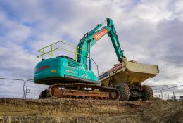 A medium size excavator at work