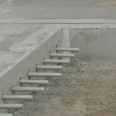 Dowels in concrete paving