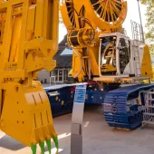 A BAUER GB 50 hydraulic grab – the same machine type was used as a demonstrator in the research project.