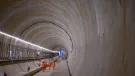 The inside of Long Itchington Wood Tunnel, a 1.6 km twin-bore tunnel built as part of the HS2 high-speed rail line in Warwickshire. Constructed using a tunnel boring machine (TBM), it was designed to protect the ancient woodland above, reducing environmental impact. The concrete-lined tunnel plays a key role in HS2’s central section, forming part of the route between London and Birmingham.